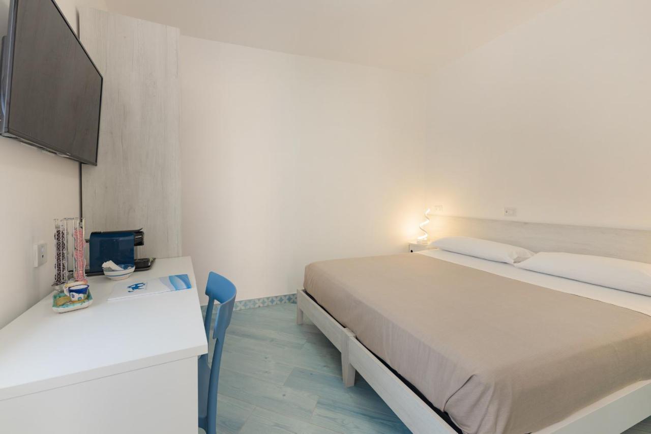 Poseidonia Rooms 프로치다 외부 사진